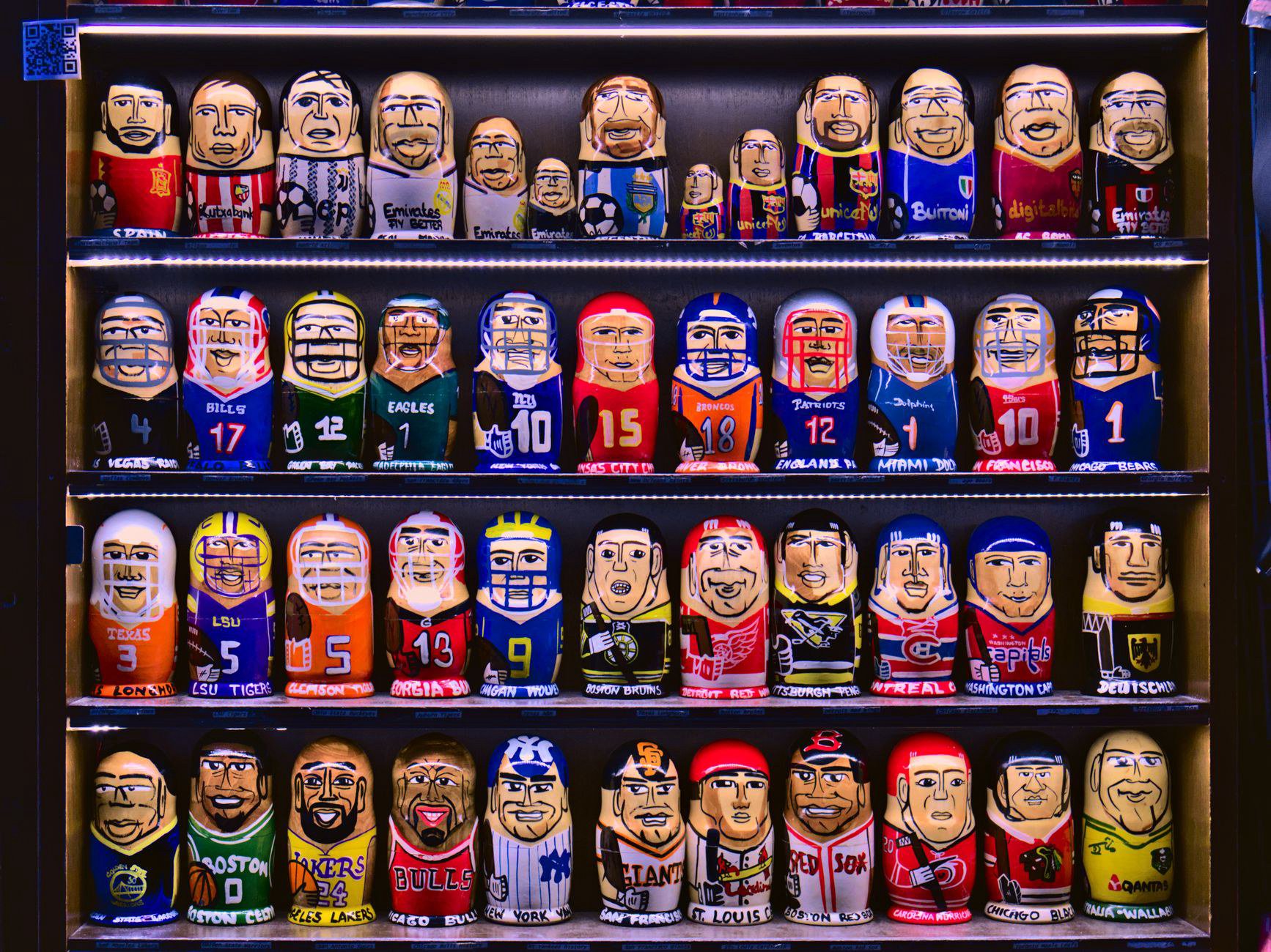 Bộ sưu tập collectible độc đáo hơn nhờ nguồn hàng cũ chất lượng Bộ sưu tập collectible độc đáo hơn nhờ nguồn hàng cũ chất lượng